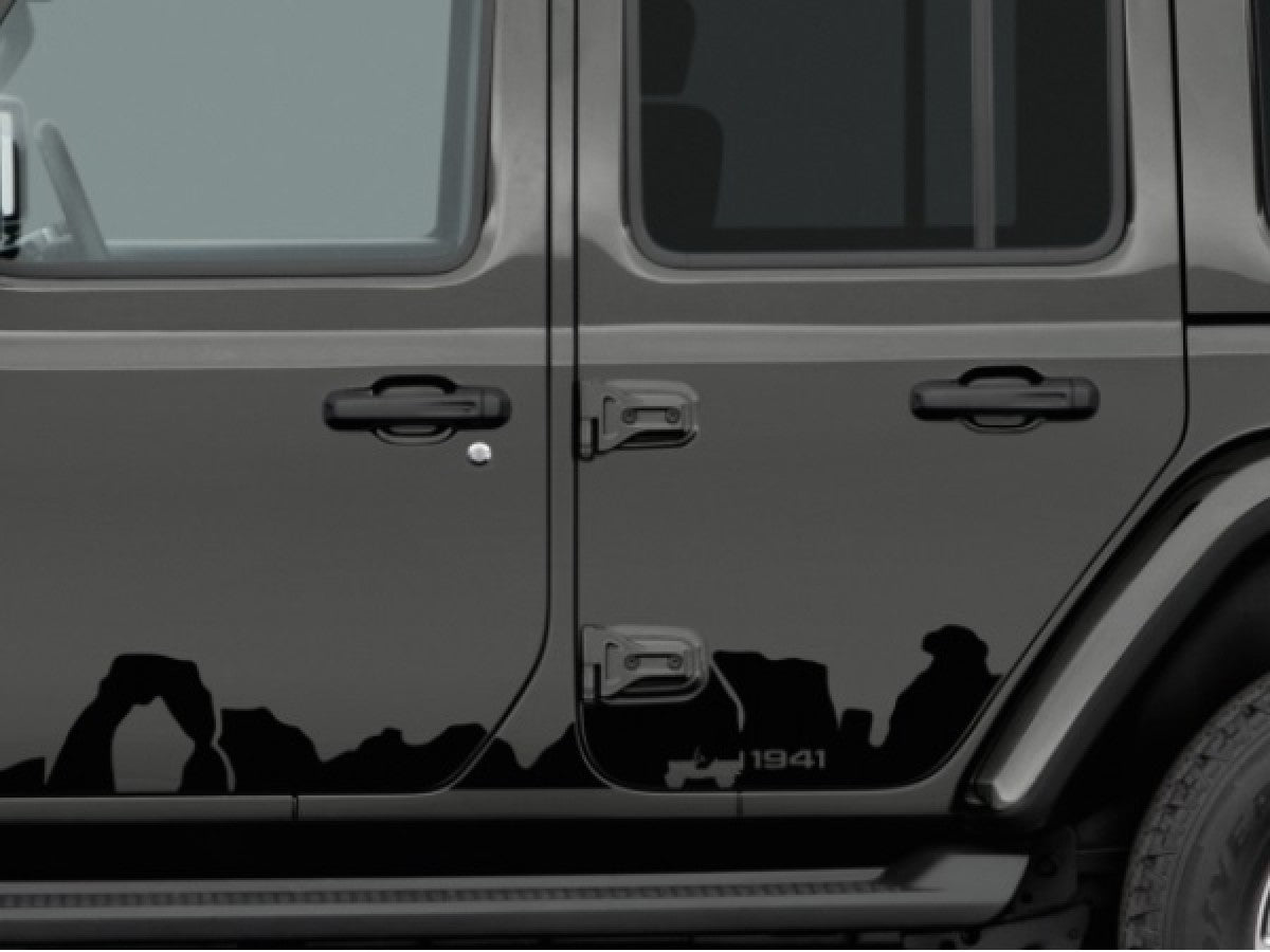 Moab Moutain Bodyside Graphic- Four Door